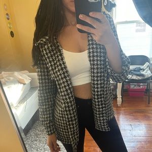 Jacket black and white